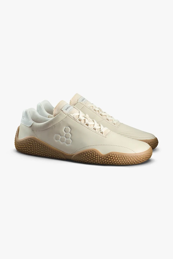 Vivobarefoot sneakersy skórzane MOTUS STUDIO SNEAKER LTH 205642 beżowy SS26