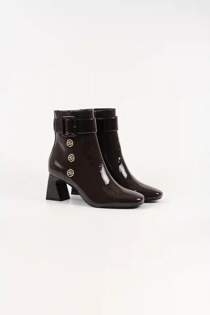 Kožne gležnjače Karl Lagerfeld BEATA KL31455A.144 smeđa AW25