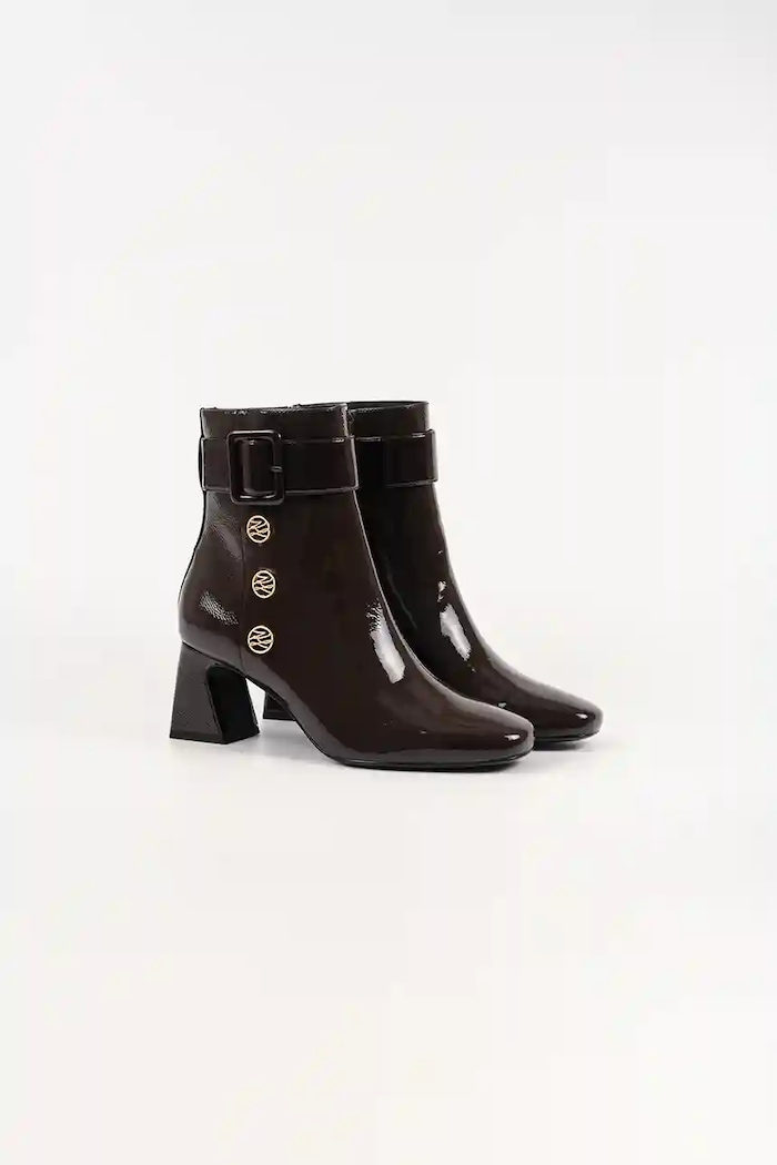 Kožne gležnjače Karl Lagerfeld BEATA KL31455A.144 smeđa AW25