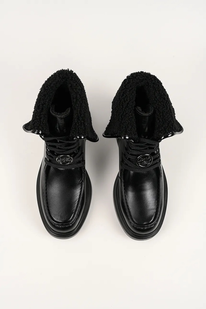 Kožené členkové topánky Karl Lagerfeld MACIE čierna KL41255.100
