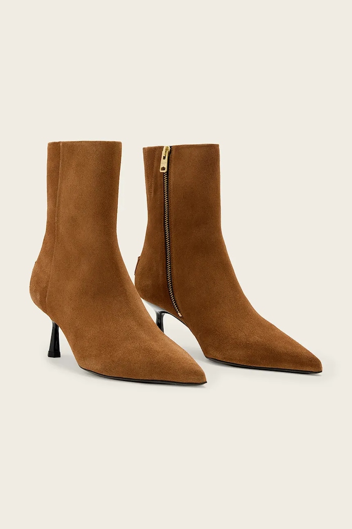 Gležnječe od brušene kože AllSaints Vivian Suede Boot W009FD smeđa AW25