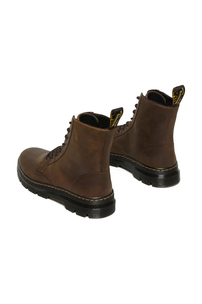 Παπούτσια Δερμάτινες μπότες Dr. Martens Combs DM26006207 καφέ