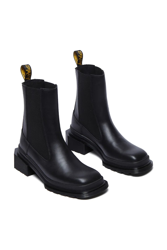 Usnjeni gležnarji Dr. Martens Maybole Chelsea DM32069001 črna AW25