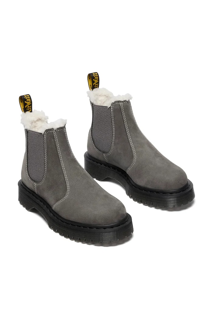 Dr. Martens sztyblety zamszowe 2976 Bex Fur Lined DM41420020 szary AW25