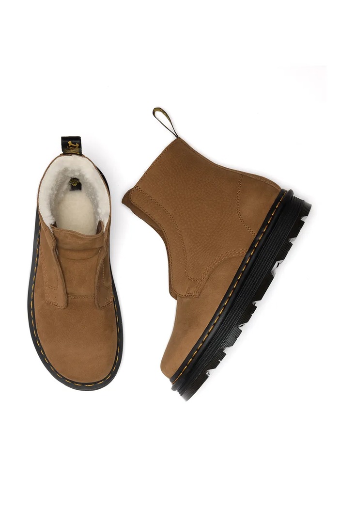 Nubukové boty Dr. Martens ZebZag Lace Less Warm Lined DM42019200