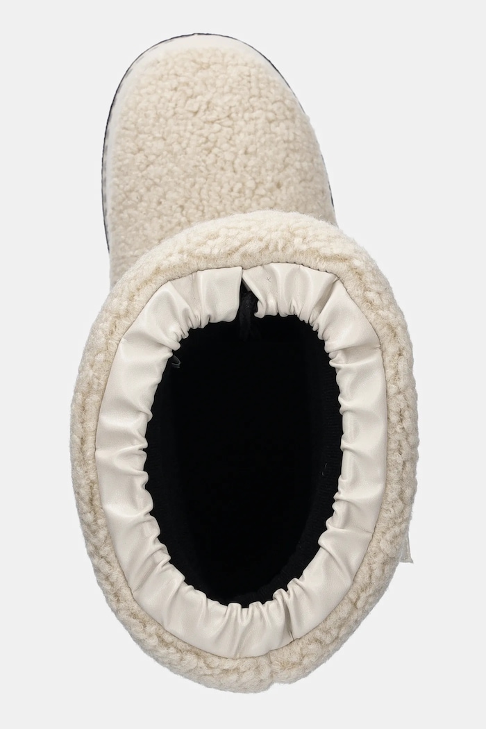 Snehule Love Moschino béžová JA24452G0NISM12A