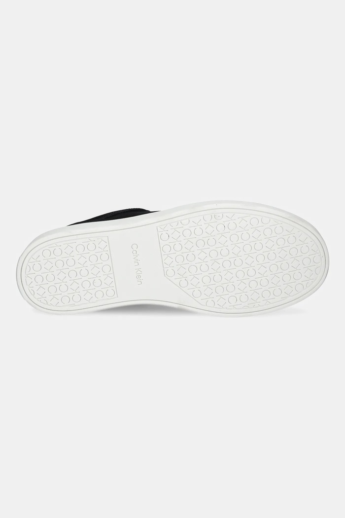 Calvin Klein velúr sportcipő CLEAN CUP LOW LACEUP OXF SU HM0HM01880 fekete
