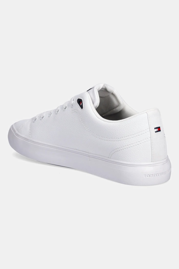 Boty Tommy Hilfiger Tenisky Tommy Hilfiger TH HI VULC CORE LOW LTH II ESS FM0FM05511 bílá