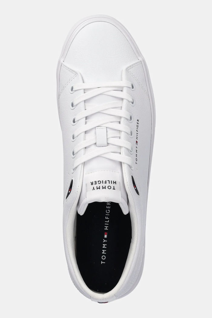 Tenisky Tommy Hilfiger TH HI VULC CORE LOW LTH II ESS Tommy Hilfiger FM0FM05511 bílá