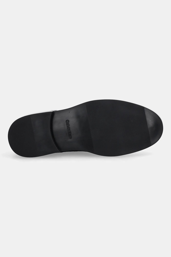 Polškornji iz semiša Calvin Klein ESS RUBBER DERBY SU HM0HM01928 mornarsko modra