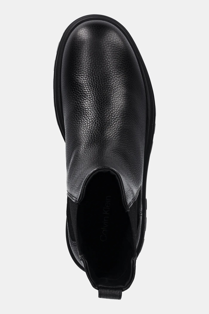 Kožené topánky chelsea Calvin Klein LUGGED CHELSEA BOOT HIGH LTH čierna YM0YM01334