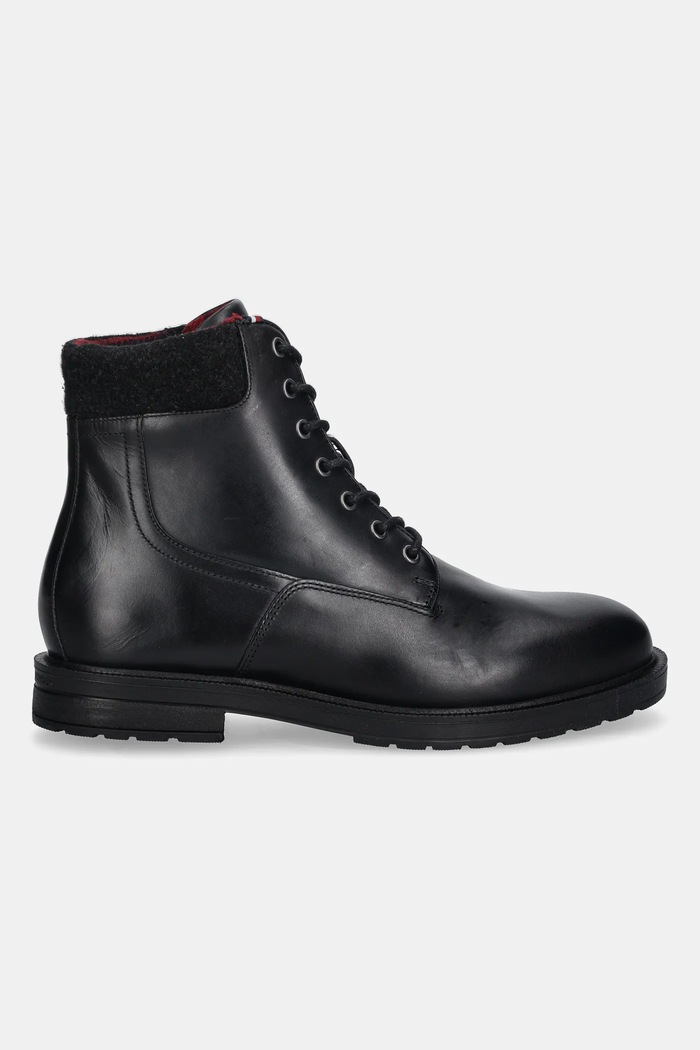 Tommy Hilfiger bőr bakancs CLEATED HILFIGER W LTH BOOT FM0FM05562 fekete NC25