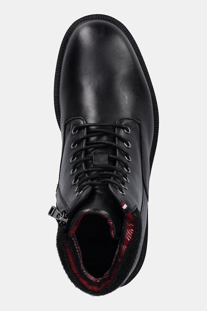 Tommy Hilfiger bőr bakancs CLEATED HILFIGER W LTH BOOT fekete FM0FM05562