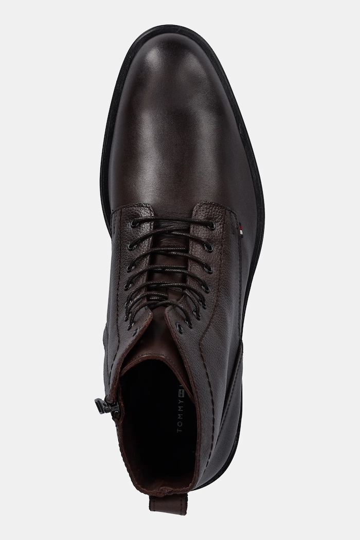 Kožené topánky Tommy Hilfiger CORPORATE HILFIGER LTH ZIP BOOT hnedá FM0FM05577