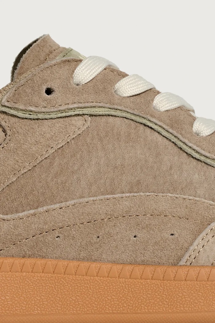 Hoff sneakersy zamszowe ALLEY TAUPE MAN beżowy 22562602
