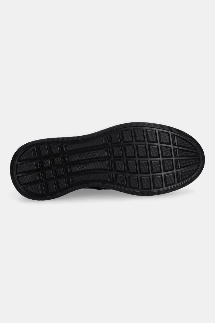 Visoki čevlji Ecco Move Zip Bootie 223823.05001 črna
