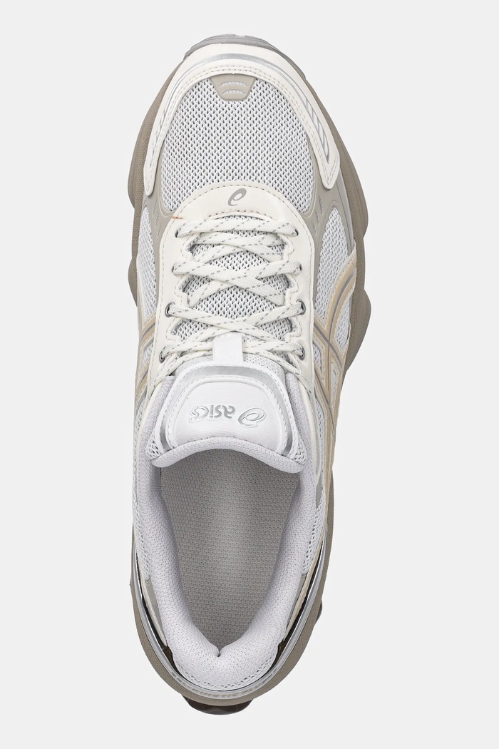Кроссовки Asics GEL-KINETIC FLUENT бежевый 1203A591.102