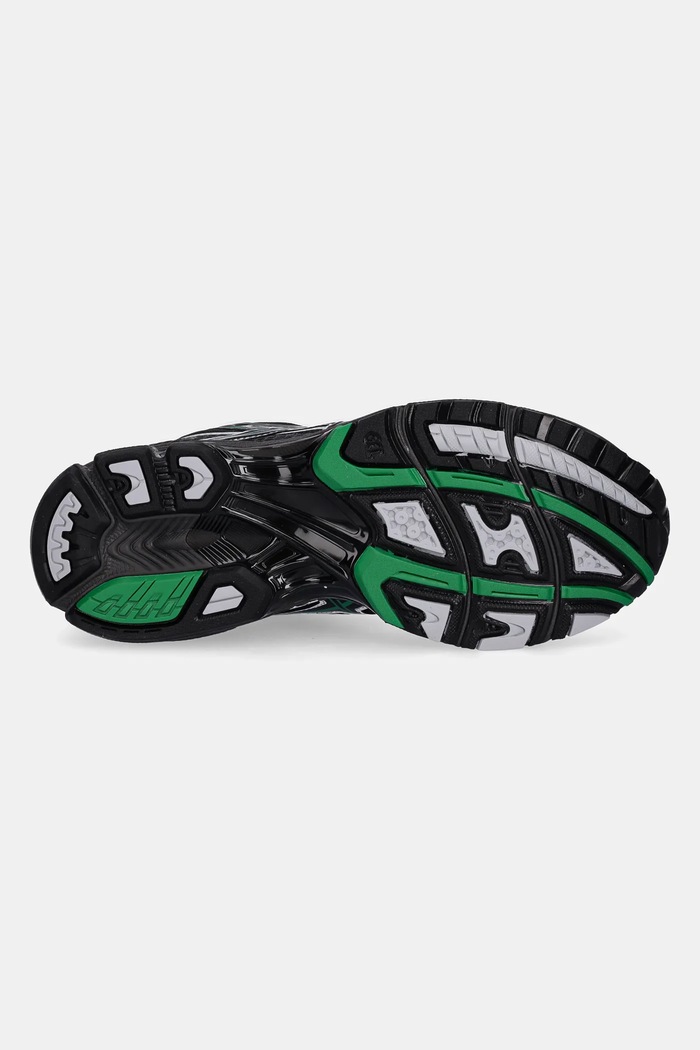 Кроссовки Asics GEL-NIMBUS 10.1 1203A543.022 чёрный