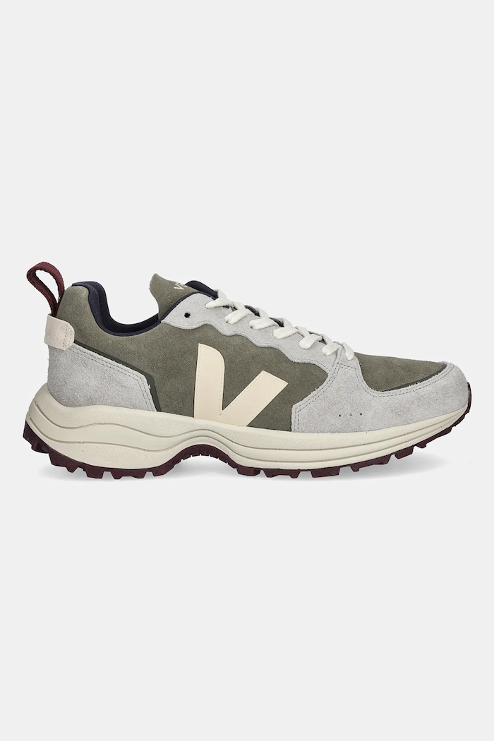 Veja Sneakers din piele întoarsă Venturi II VC VS0320832B verde AW25