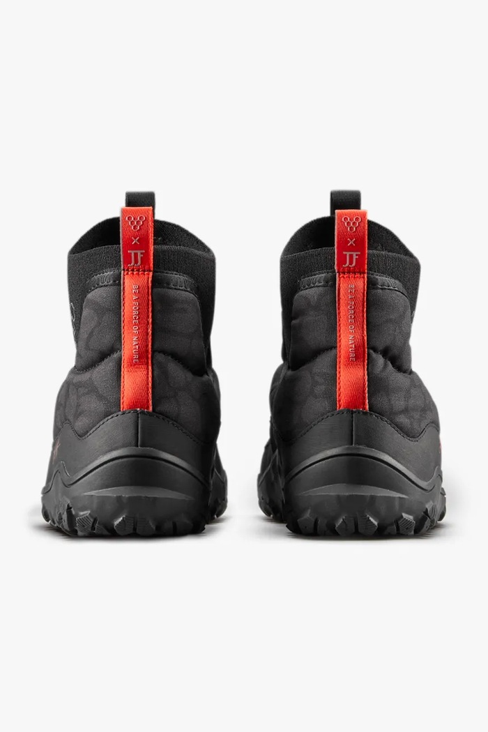 Obutev Visoki čevlji Vivobarefoot EXPLORER MID 309611 črna