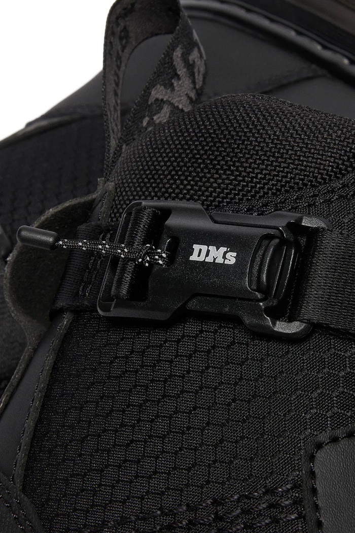 Высокие ботинки Dr. Martens Combs Tech Mk.02 чёрный DM41516001