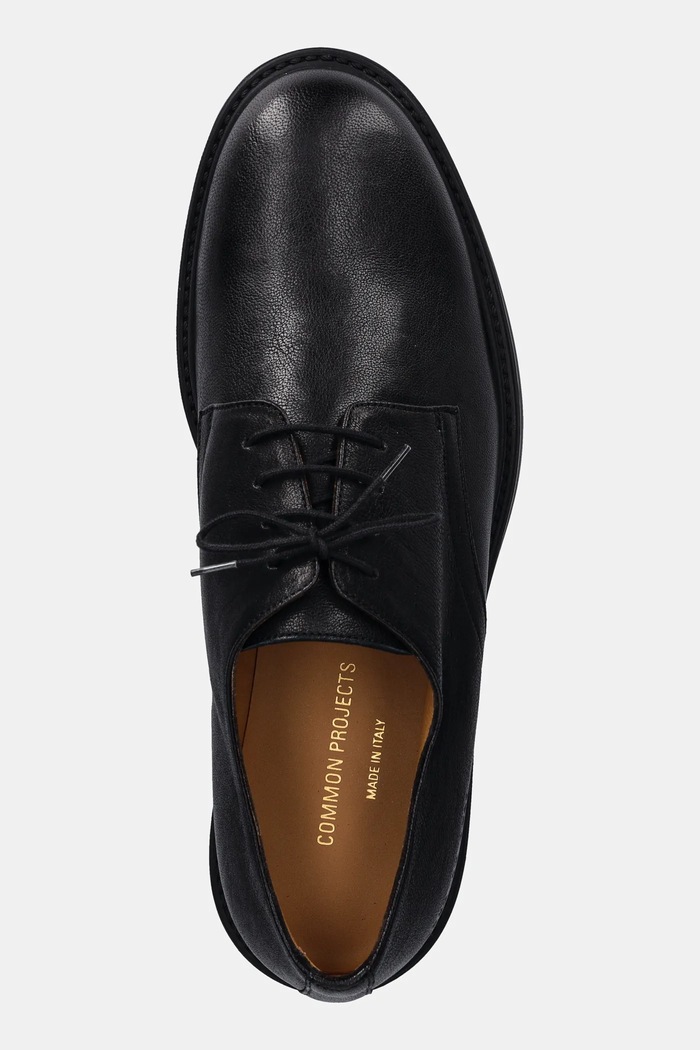 Common Projects bőr félcipő Officer's Derby fekete 2503.7547