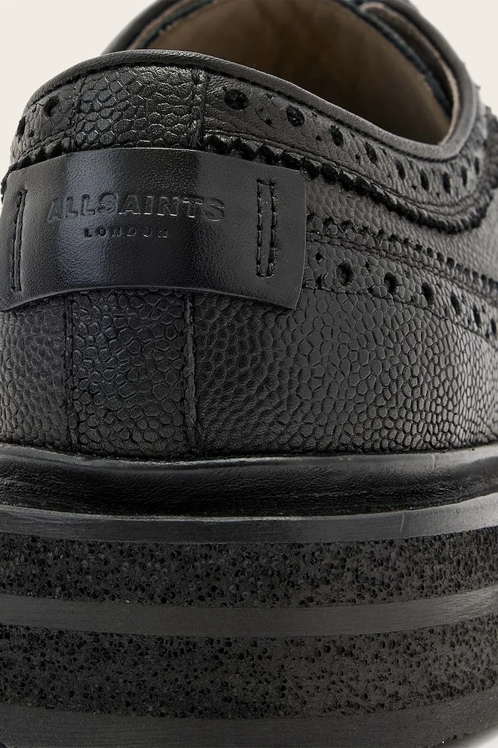 Δερμάτινα κλειστά παπούτσια AllSaints Escher Brogue μαύρο M047FD