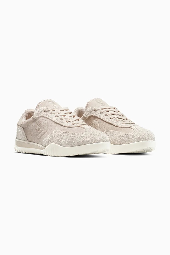 Велурени маратонки Converse Run Star Trainer A13058C бежов AW25