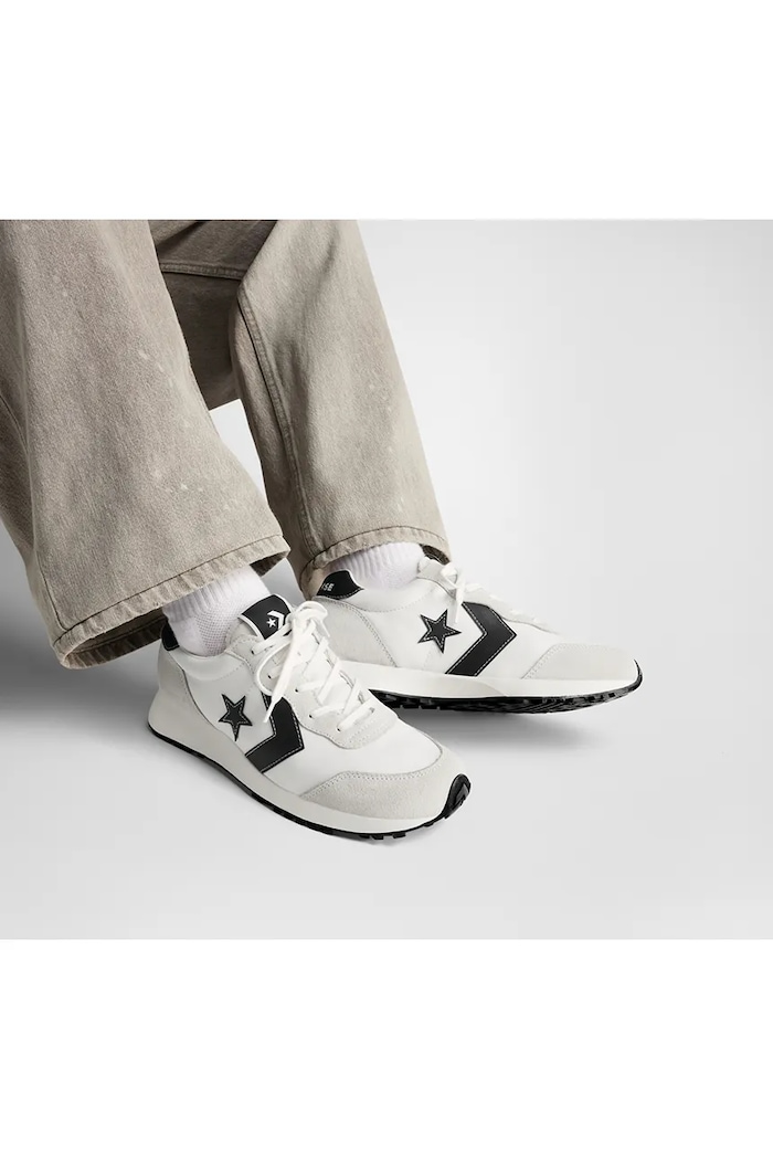 Tenisky Converse Converse Omega Trainer A13323C