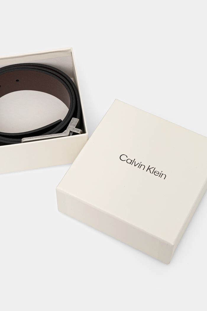 Doplňky Calvin Klein oboustranný pásek pánský LV04D7048G černá