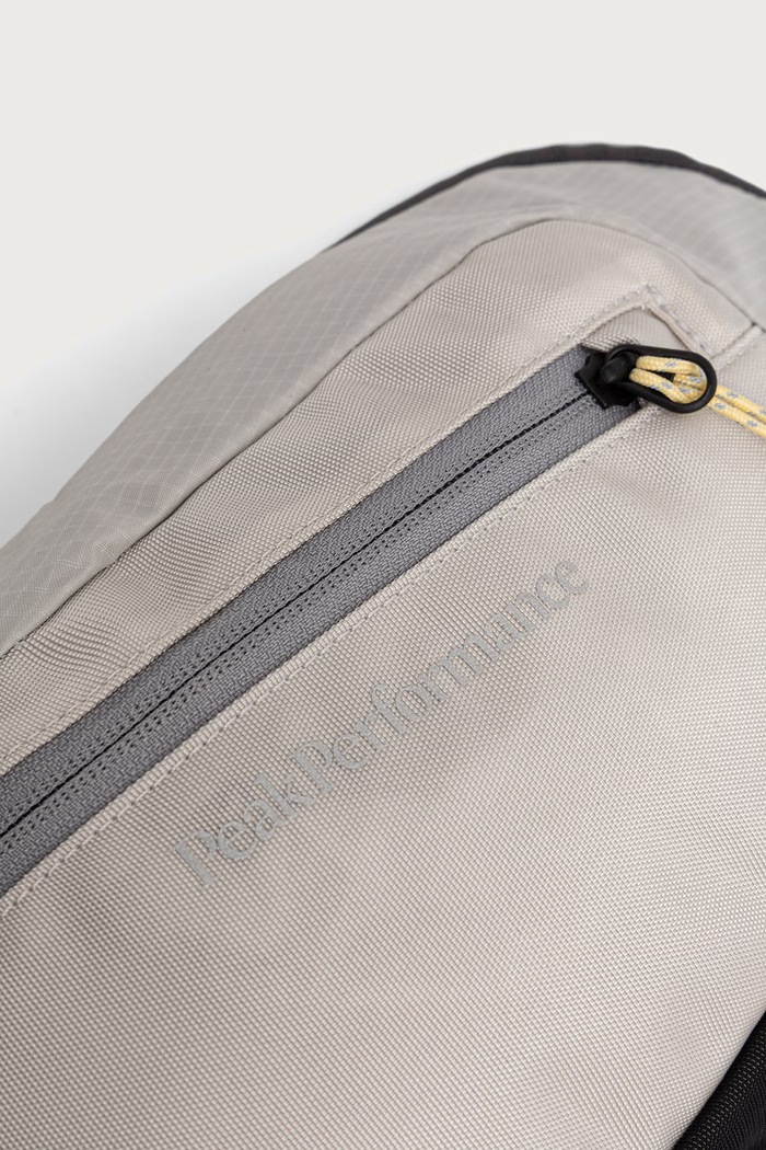 Plecak Peak Performance G80780 szary