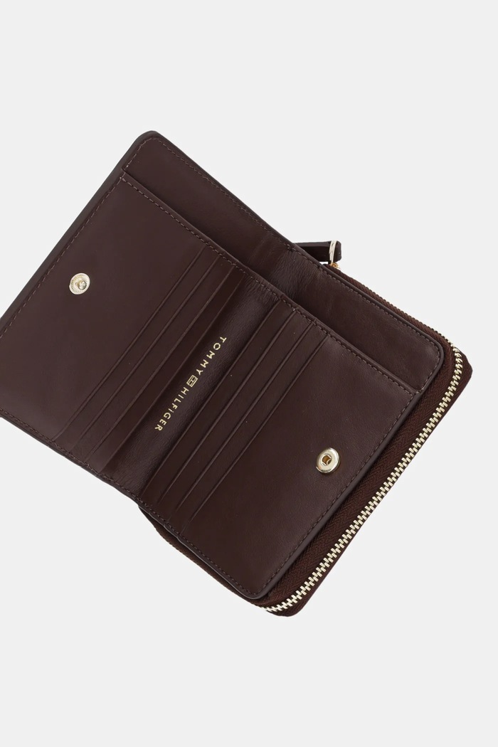 Portfel skórzany Tommy Hilfiger AW0AW17499 brązowy