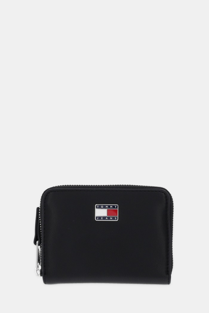 Peňaženka Tommy Jeans imitácia kože čierna AW0AW18031