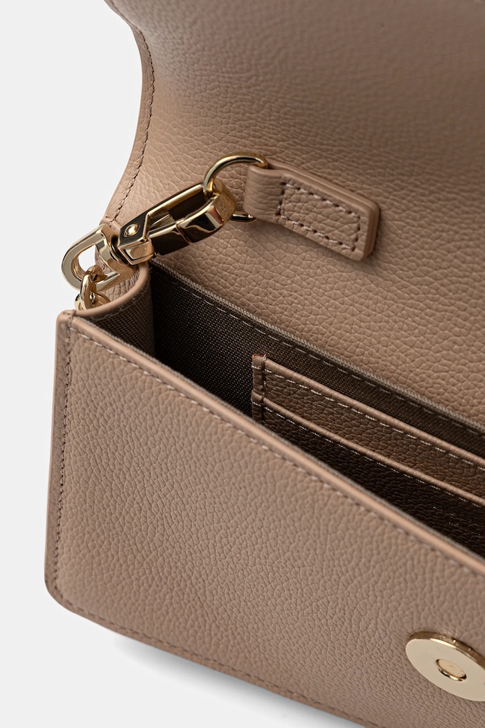 Kožená listová kabelka Emporio Armani EW003036.AF19568