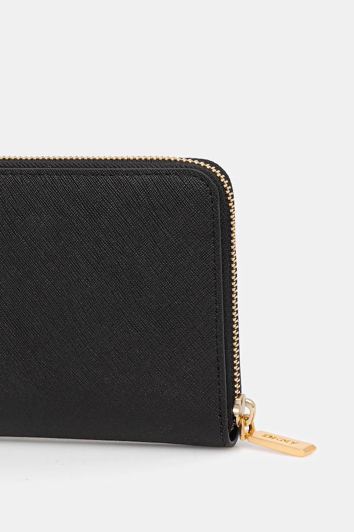 DKNY peňaženka dámska kožená R521KM28 čierna AW25