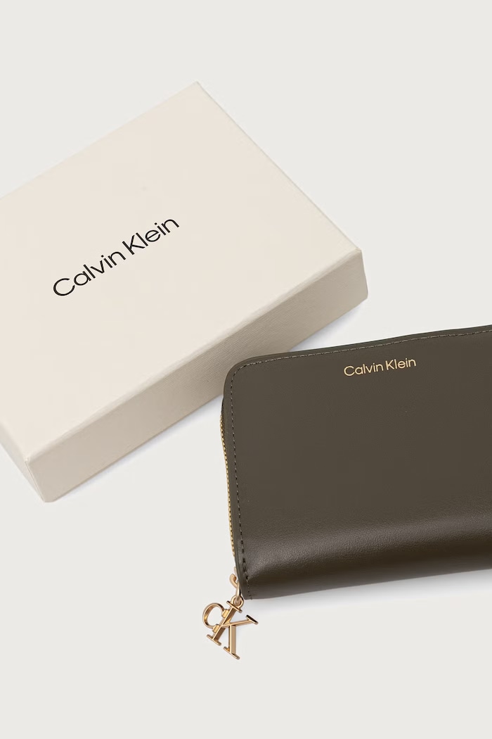Portfel damski skórzany Calvin Klein zielony LV04F1075G