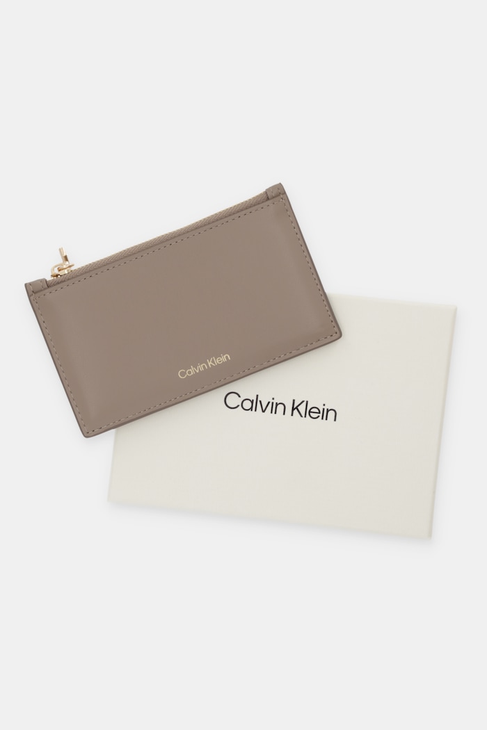 Кожен портфейл Calvin Klein бежов LV04F1076G