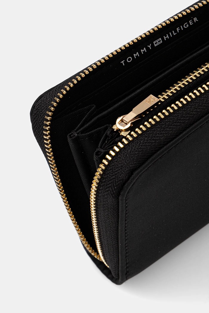 Tommy Hilfiger Portfel AW0AW17741 czarny AW25