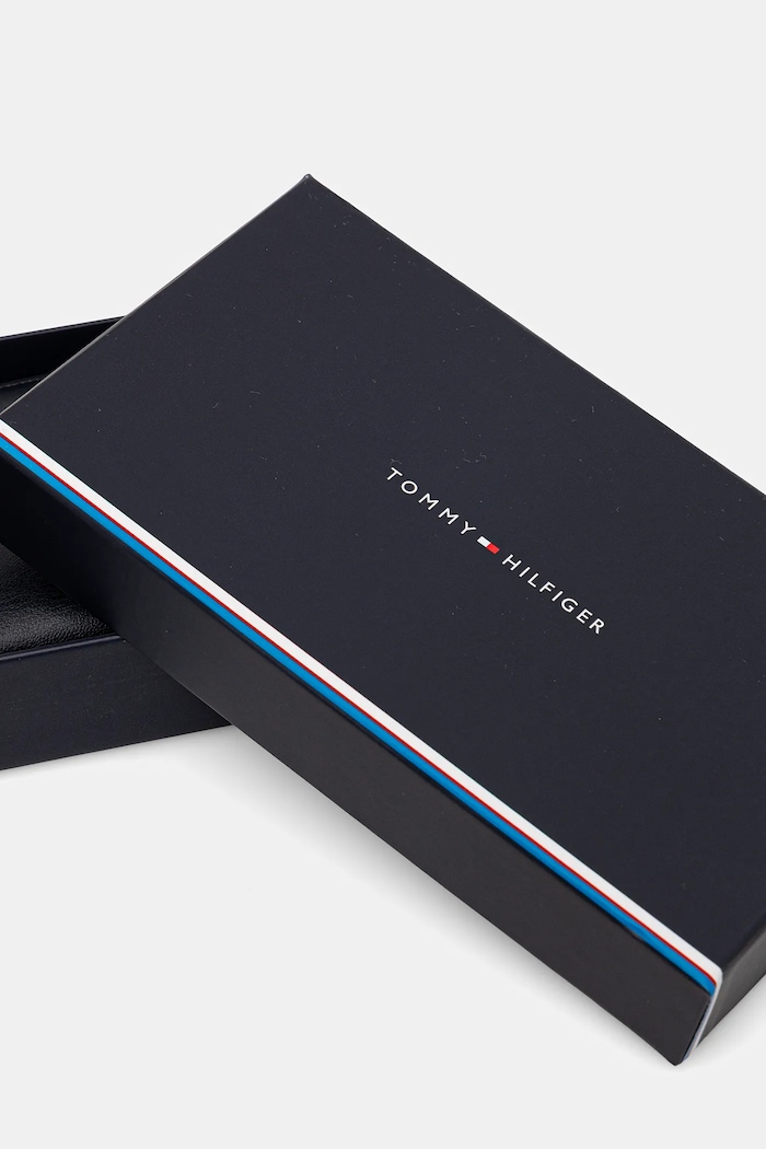 Tommy Hilfiger portfel granatowy AW0AW17744