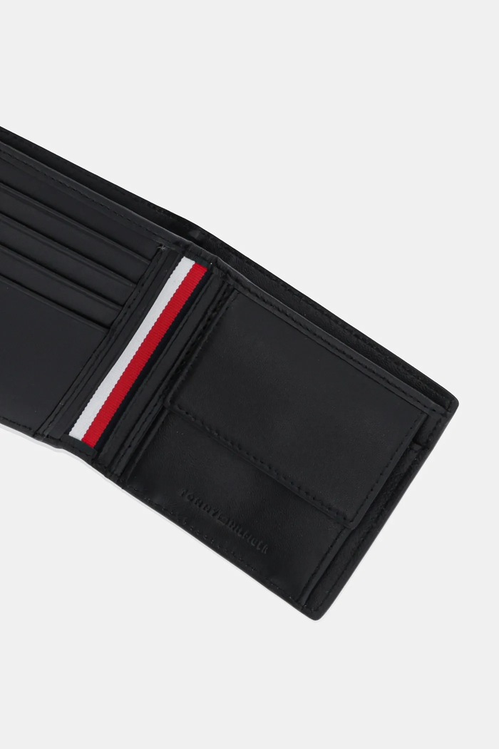 Tommy Hilfiger portfel skórzany czarny AM0AM13509