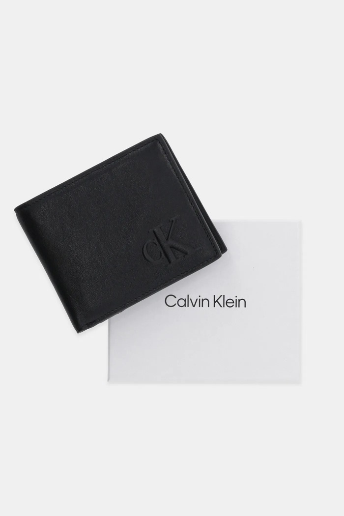 Δερμάτινο πορτοφόλι Calvin Klein LV04G1072G μαύρο