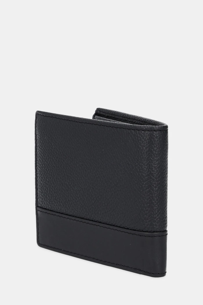 Δερμάτινο πορτοφόλι HUGO Bashinah 50548314 μαύρο AW25
