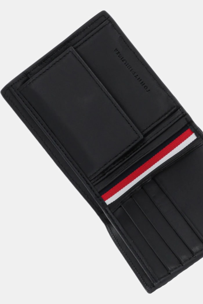 Portfel skórzany Tommy Hilfiger AM0AM13732 czarny
