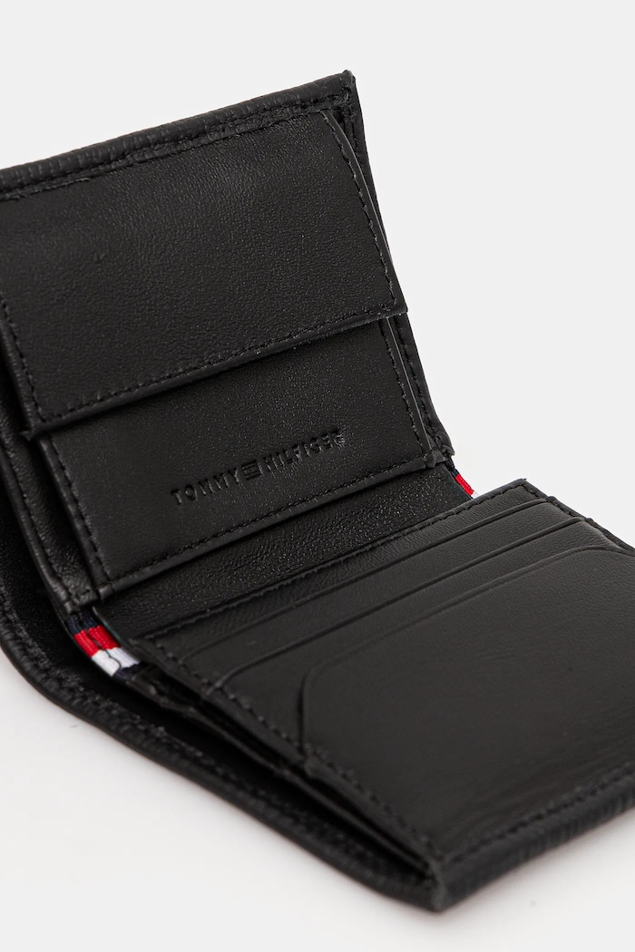 Doplnky Kožená peňaženka Tommy Hilfiger AM0AM13839 čierna