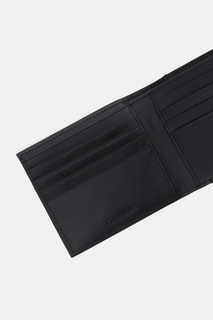 Δερμάτινο πορτοφόλι Calvin Klein μαύρο LV04D1066G