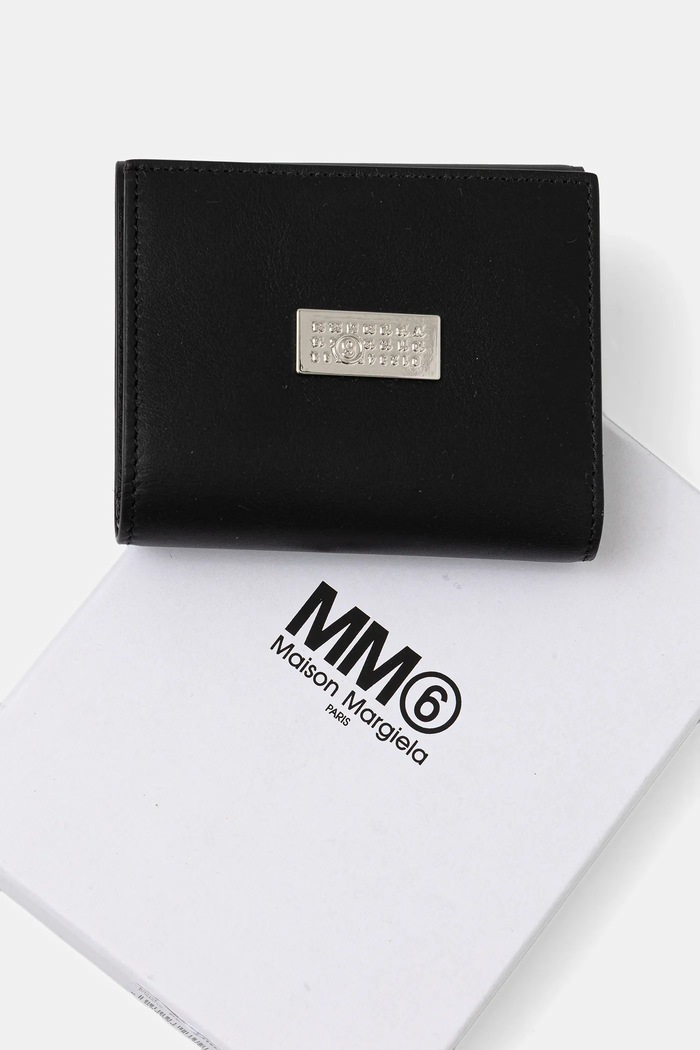 Δερμάτινο πορτοφόλι MM6 Maison Margiela μαύρο SA6UI0030.P8332.T8013
