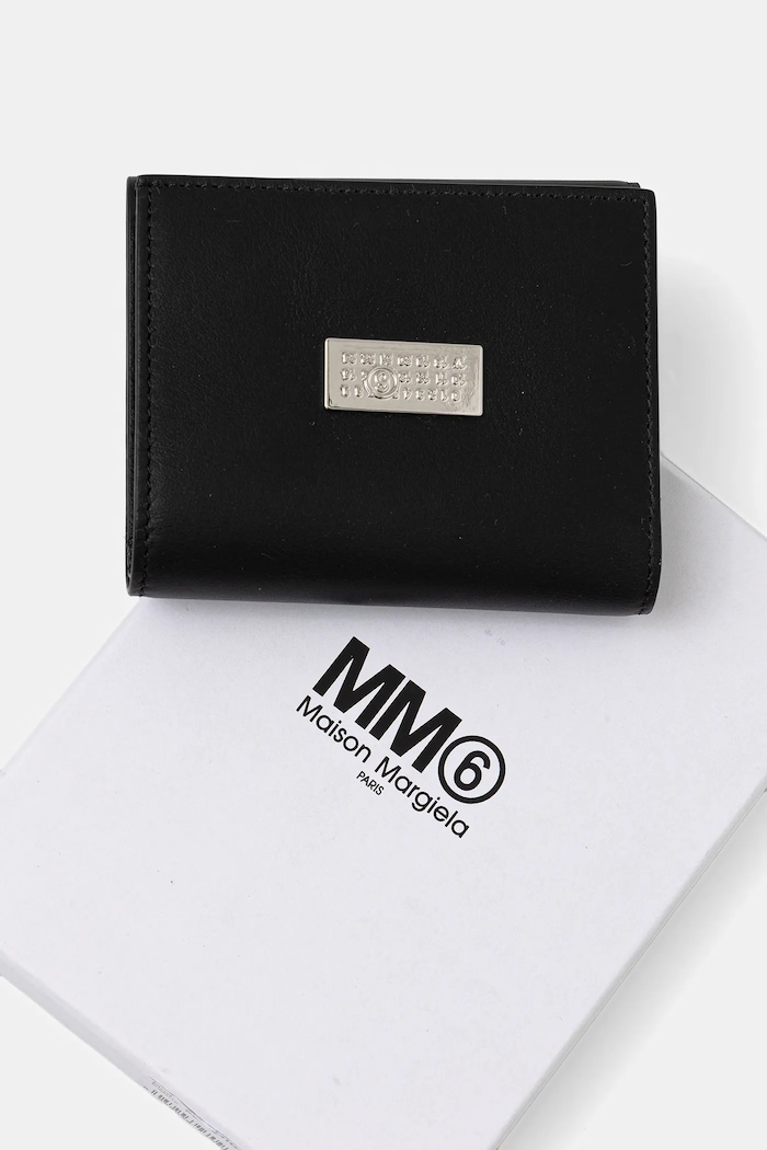 Δερμάτινο πορτοφόλι MM6 Maison Margiela μαύρο SA6UI0030.P8332.T8013