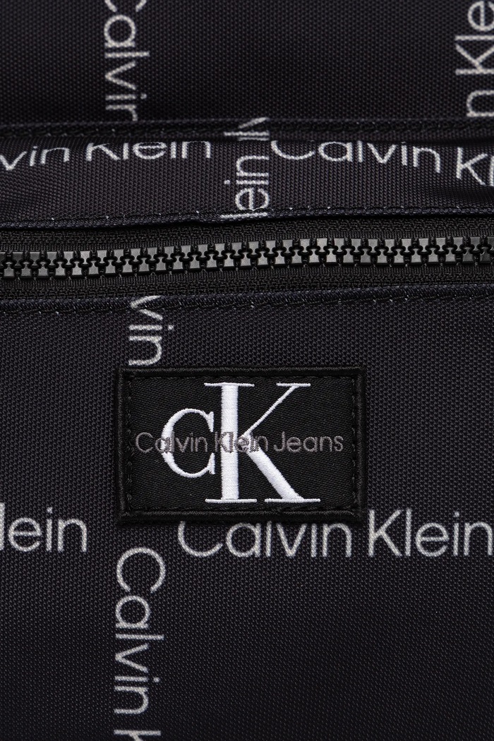 Раница Calvin Klein Jeans черен IU0IU00711.9BYA