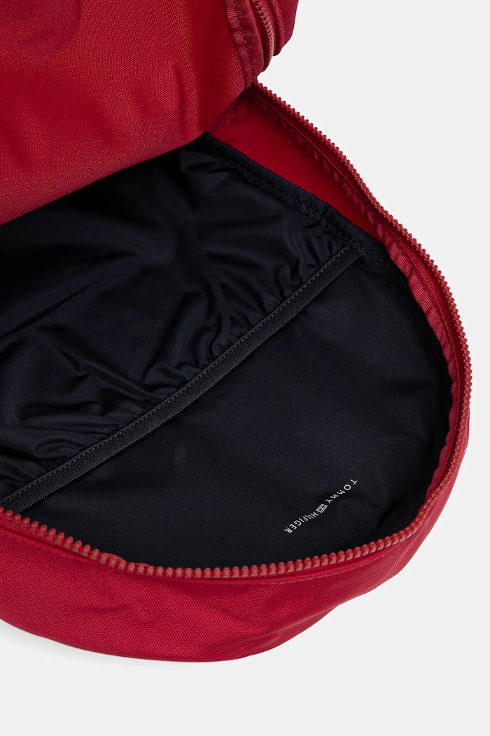 Detský ruksak Tommy Hilfiger AU0AU01864.9BYA červená