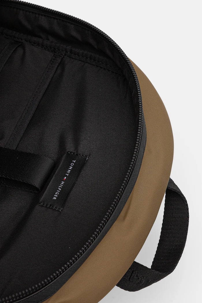 Ruksak Tommy Hilfiger AM0AM13464 zelená